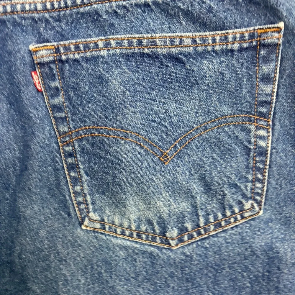 Levi's 505 Men's Jeans 42x30 Medium Blue Regular Straight Leg
